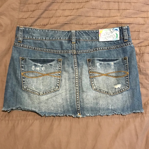 Billabong size 5 Denim Skirt - Picture 5 of 6